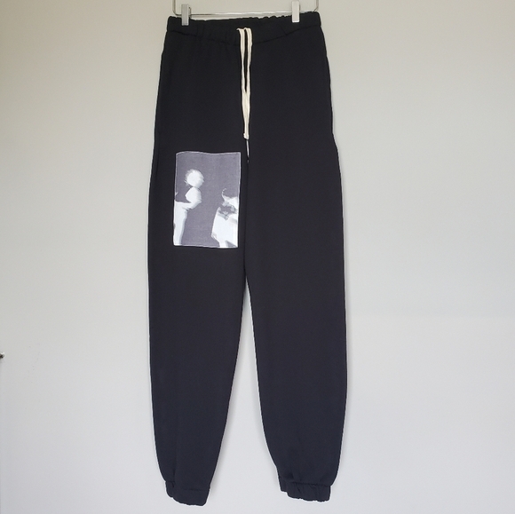 Karl-Anthony Towns Black Sonder Sweatpants NBA New York Knicks #32 - Picture 1 of 10